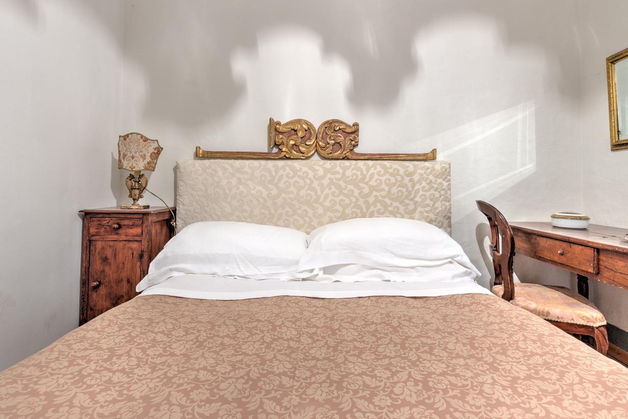 B&B La Residenza Del Poeta Montesicuro Dış mekan fotoğraf