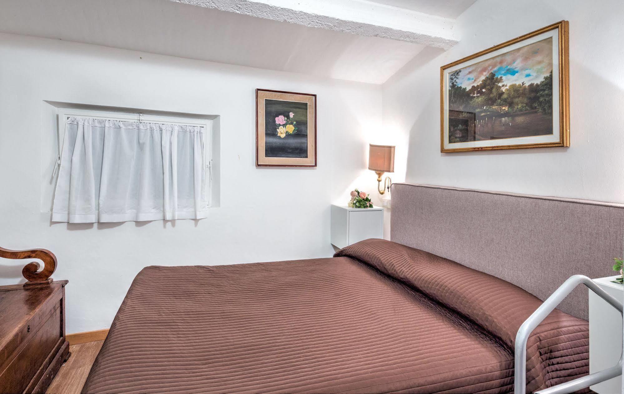 B&B La Residenza Del Poeta Montesicuro Dış mekan fotoğraf